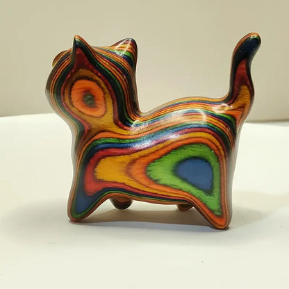 Creative wooden sculpture small cat